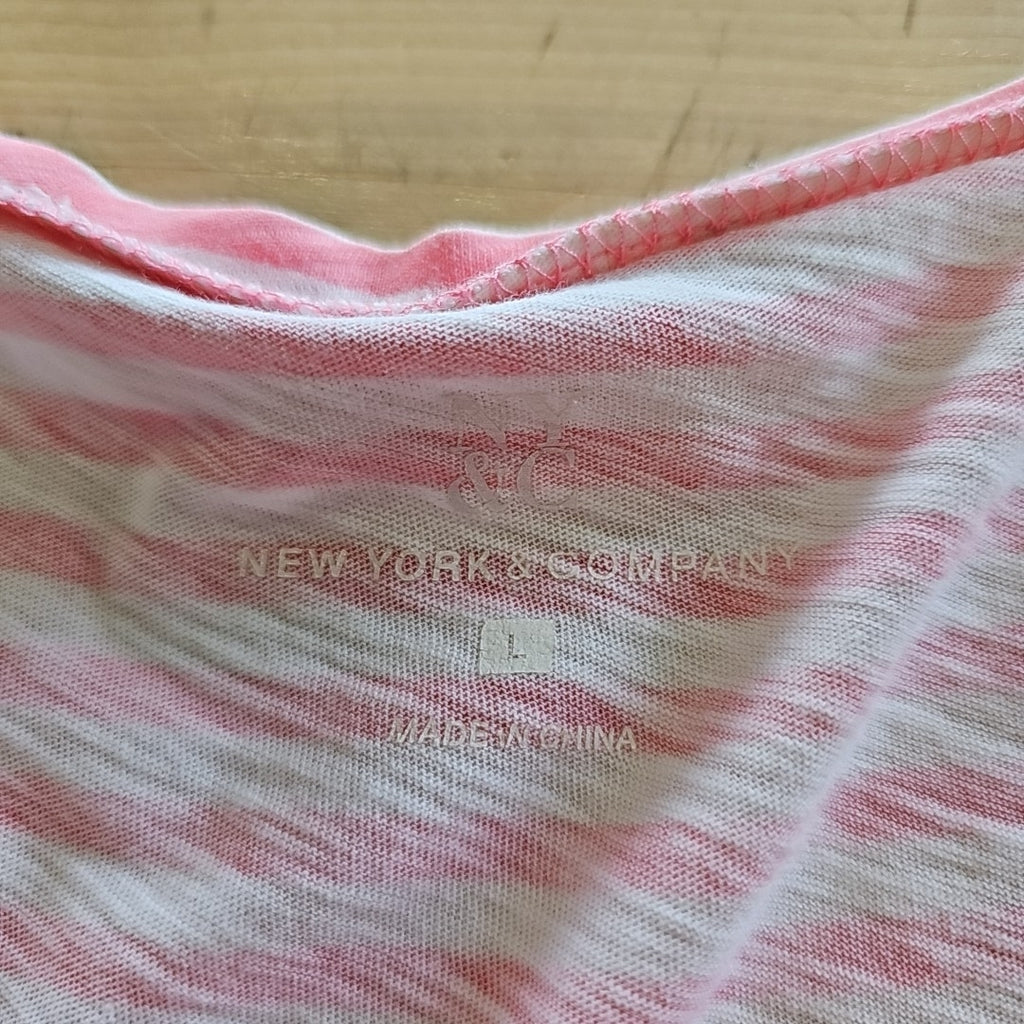 NY & Company Size L Pink Preloved T-Shirt SS