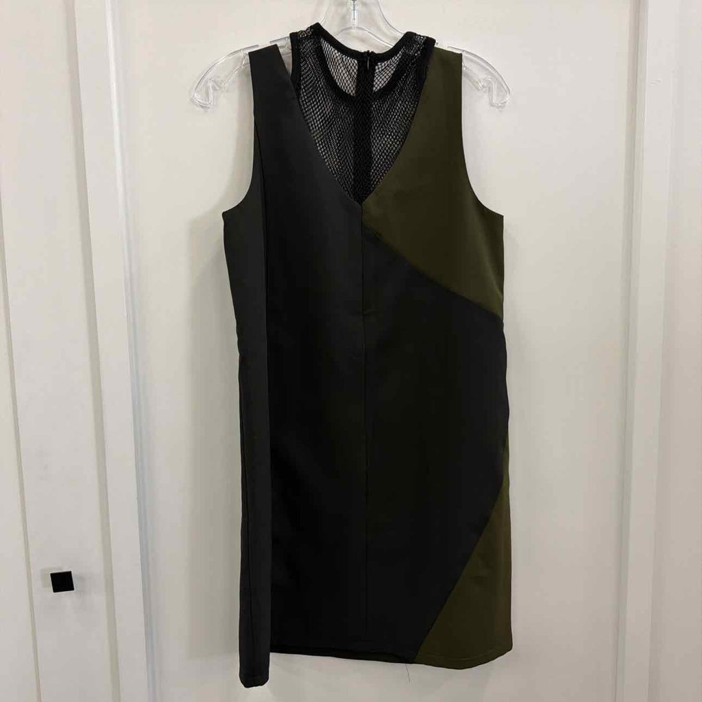 Something Borrowed Size M Black/Green Polyester Spandex Preloved Dress