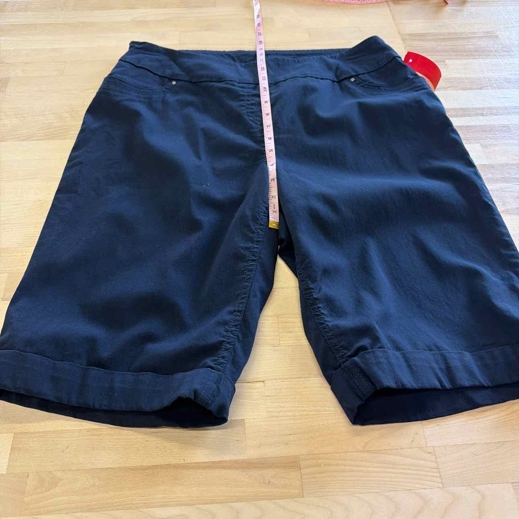 Westbound Size 18 Black Preloved Shorts