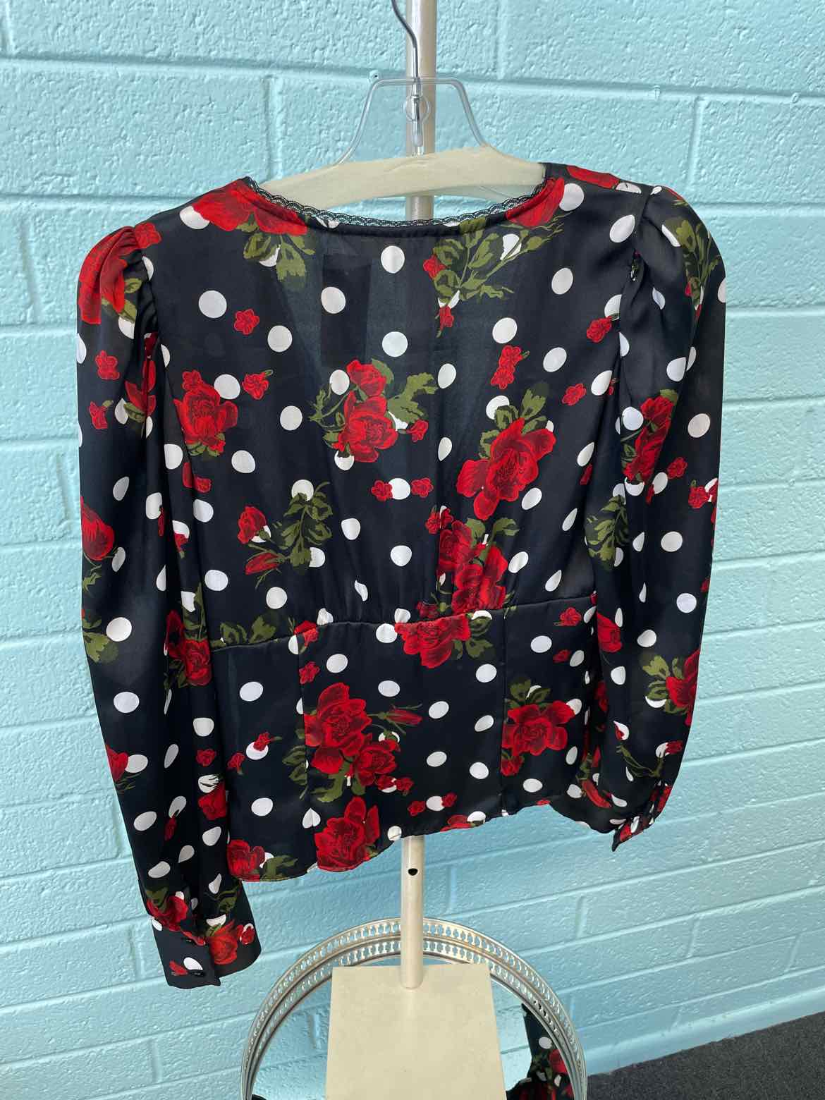 Zara Size XS Black, Red & white polka dots Blouse