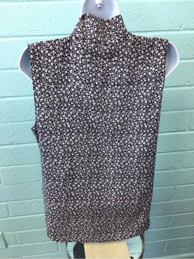 Ann Taylor Size M White and Blue Sleeveless