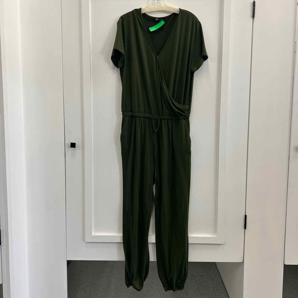 Pretty Garden Size XL Green Preloved Jumper
