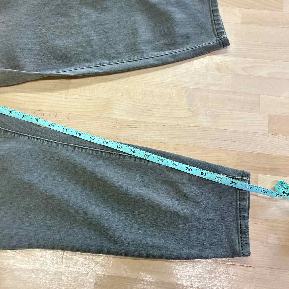 Torrid Size 18 Green Preloved Pants