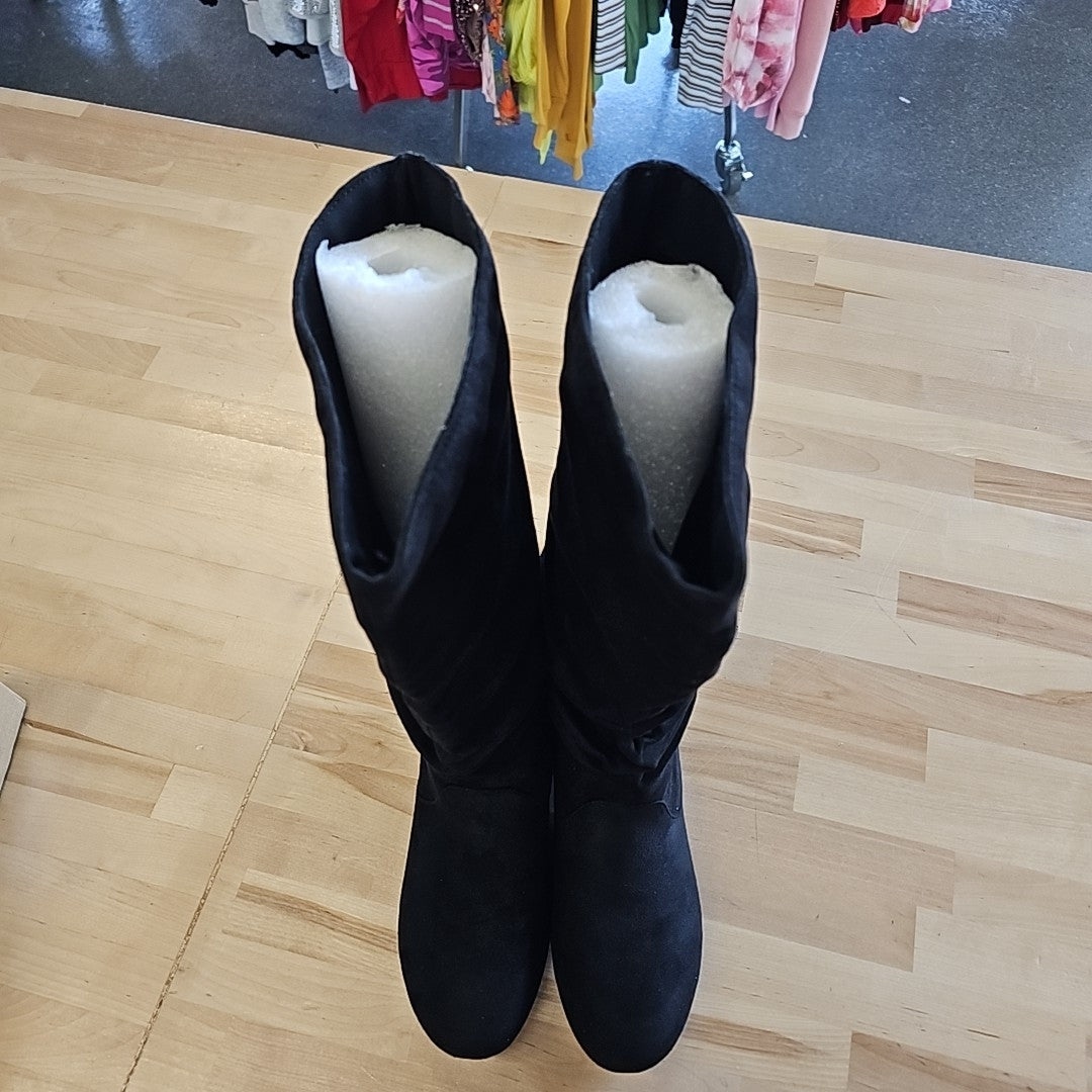 Journee Size 9 Black Boots