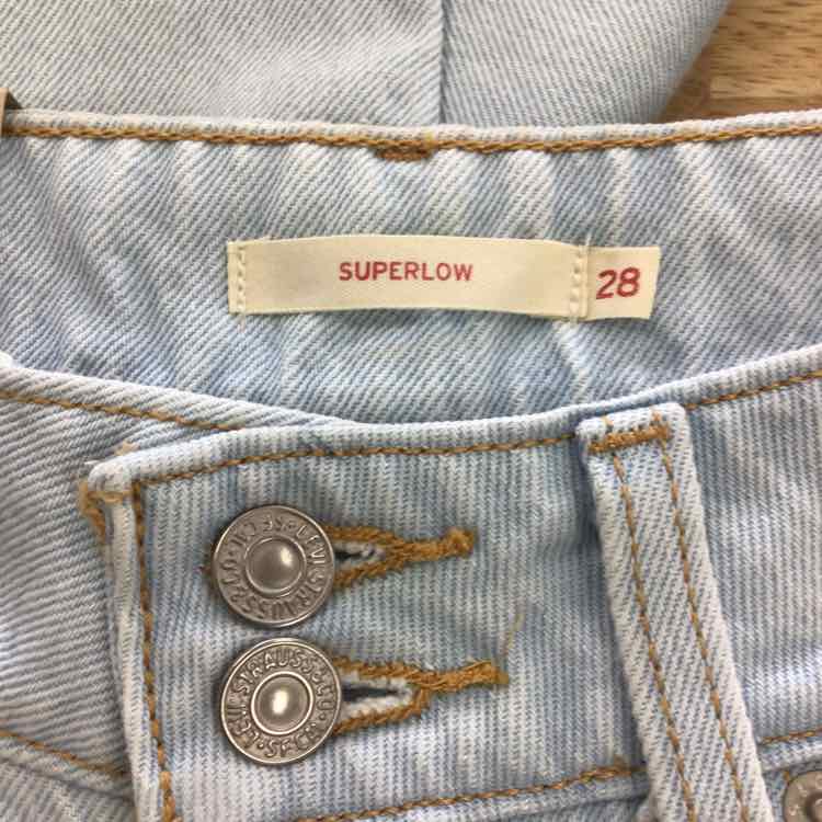 Levi's Size 28x32 Superlow Straight-Leg Loose Jeans - Stripe Hype