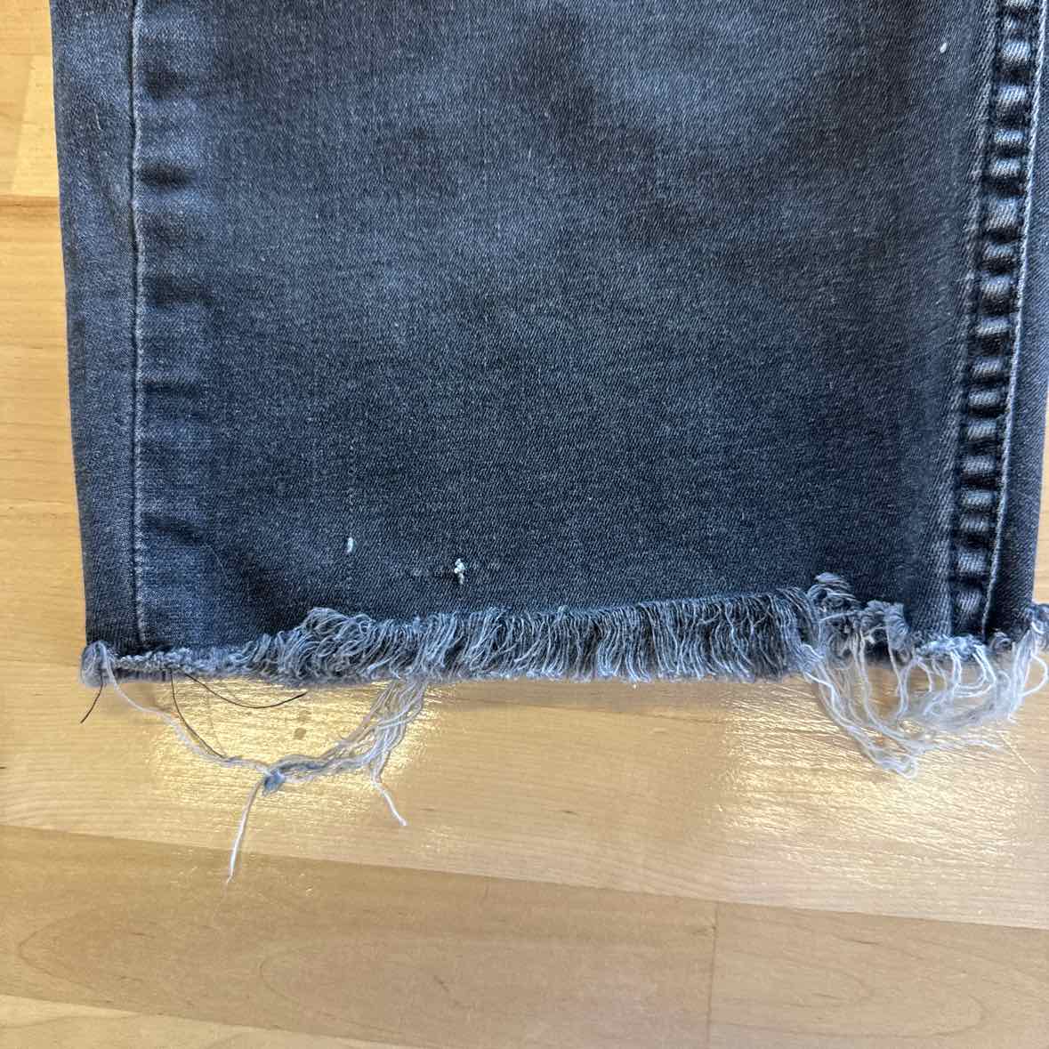 Levi's Size 30 Gray Denim Shorts