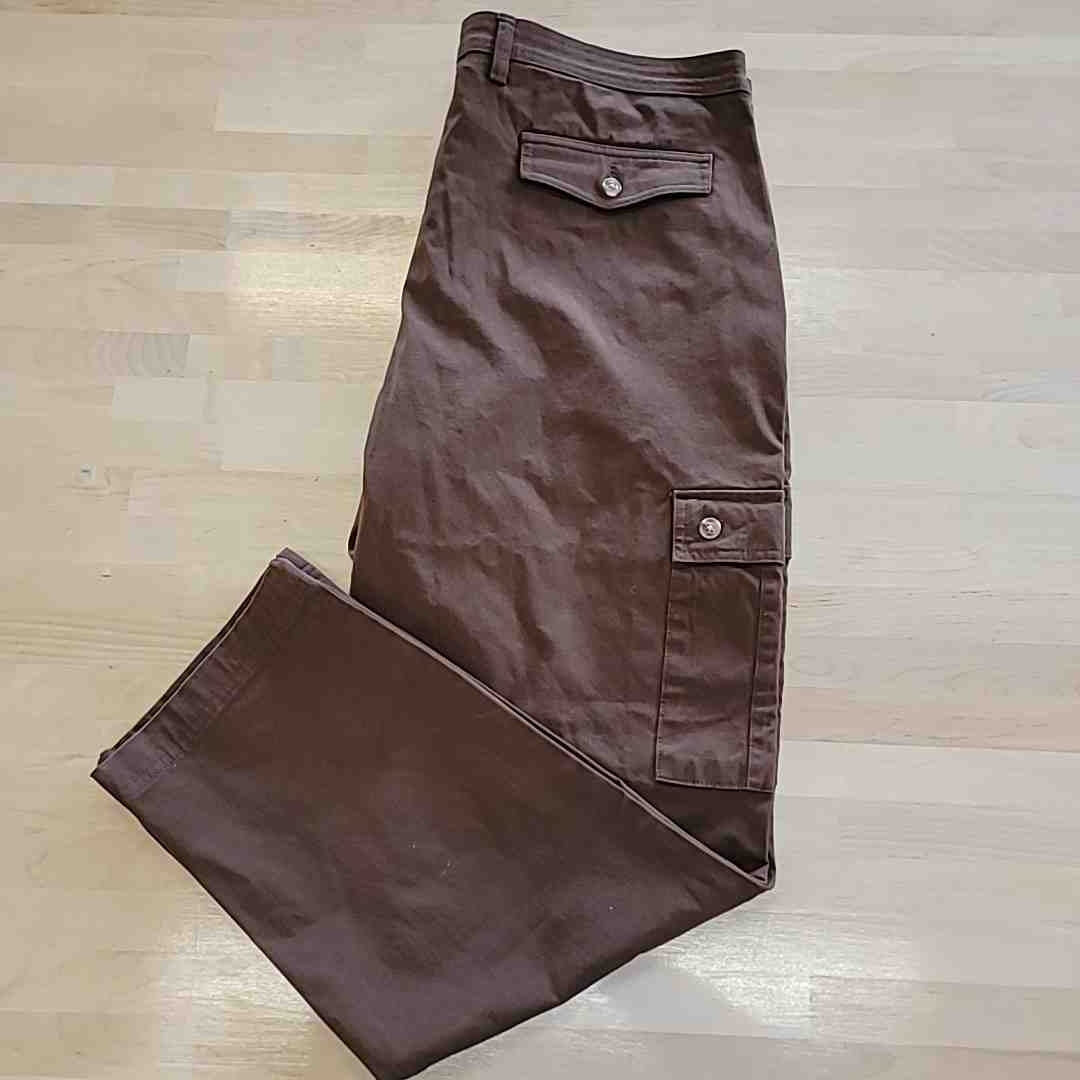 Club Room Men's Size 38 Regular-Fit Stretch Cargo Pants - Classic Brown