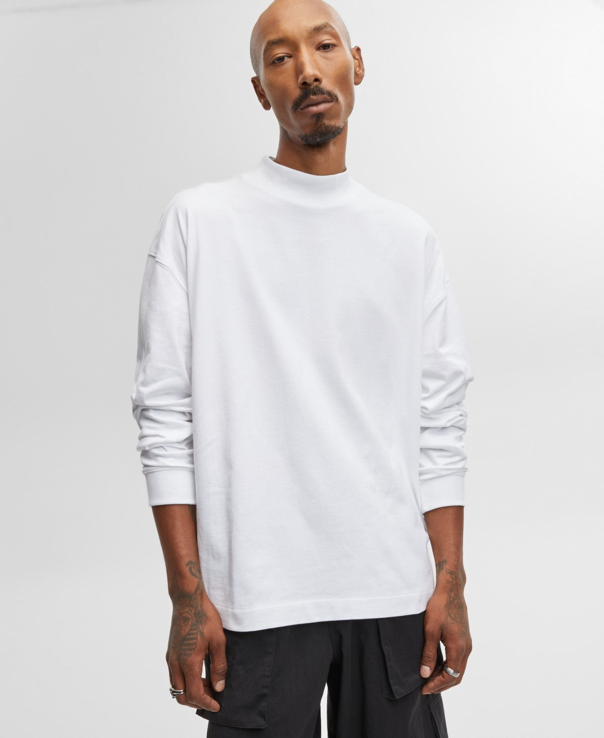 Mode of One Men's Long-Sleeve Oversized-Fit T-Shirt