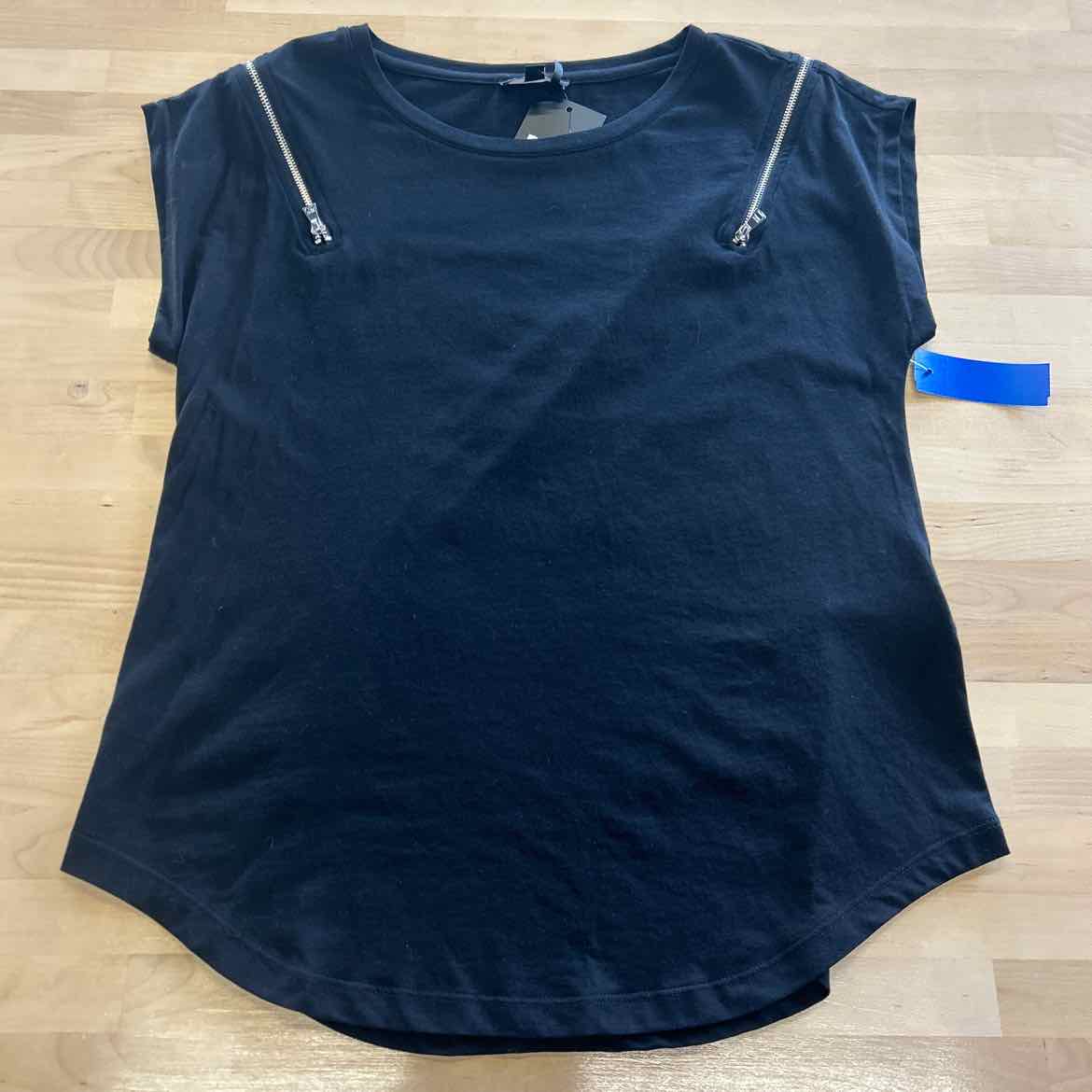 DKNY Size S Black Shirt