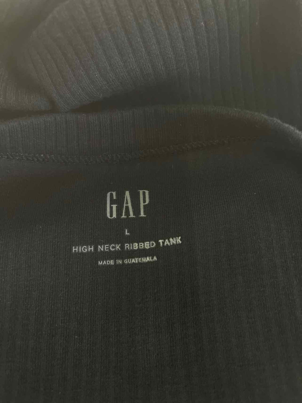 Gap Size L Black Preloved Tank