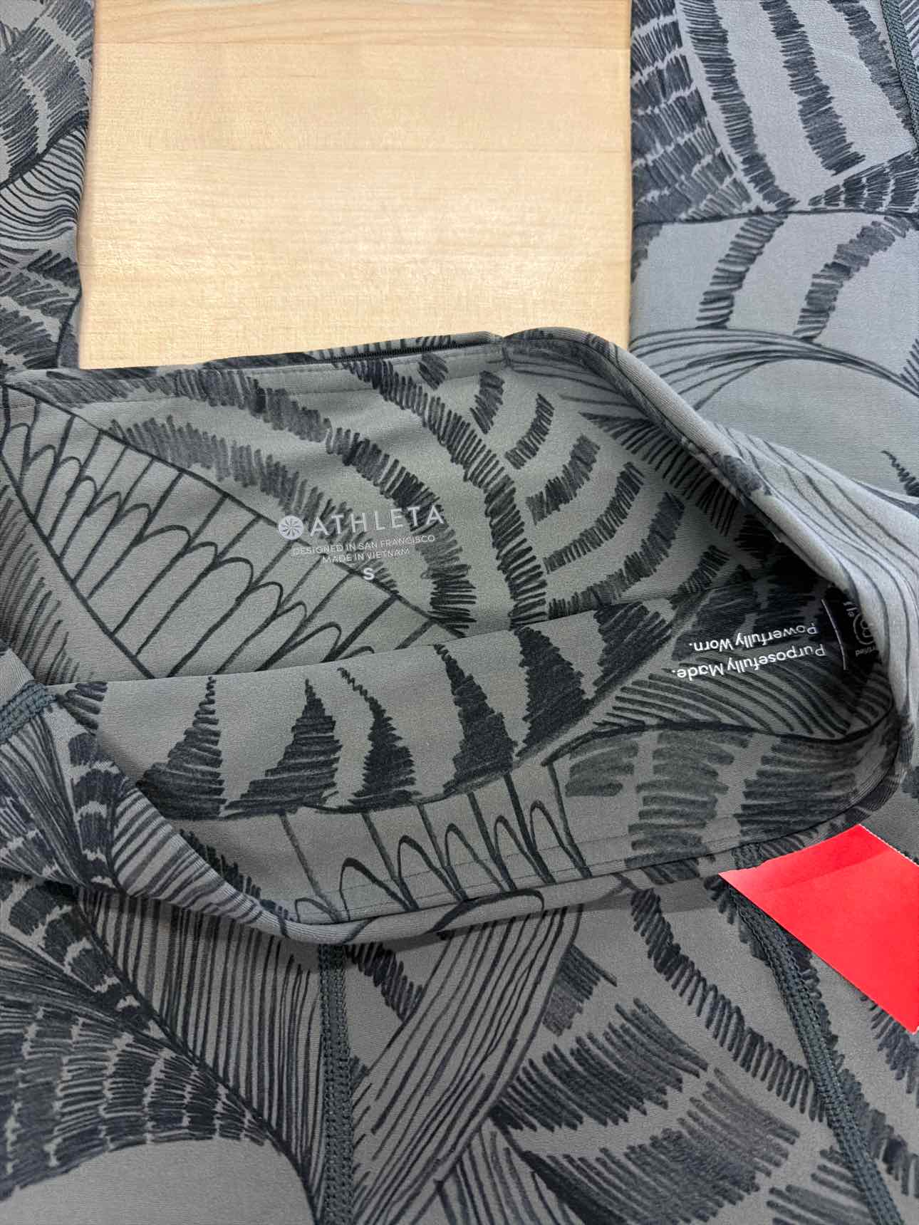 Athleta Size S Gray Athletic Pants