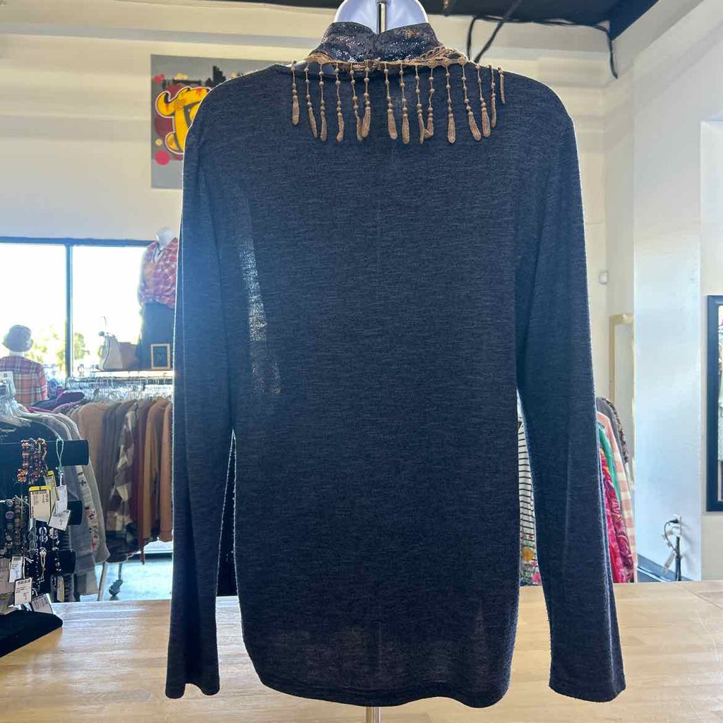one world Size M Blue Blouse