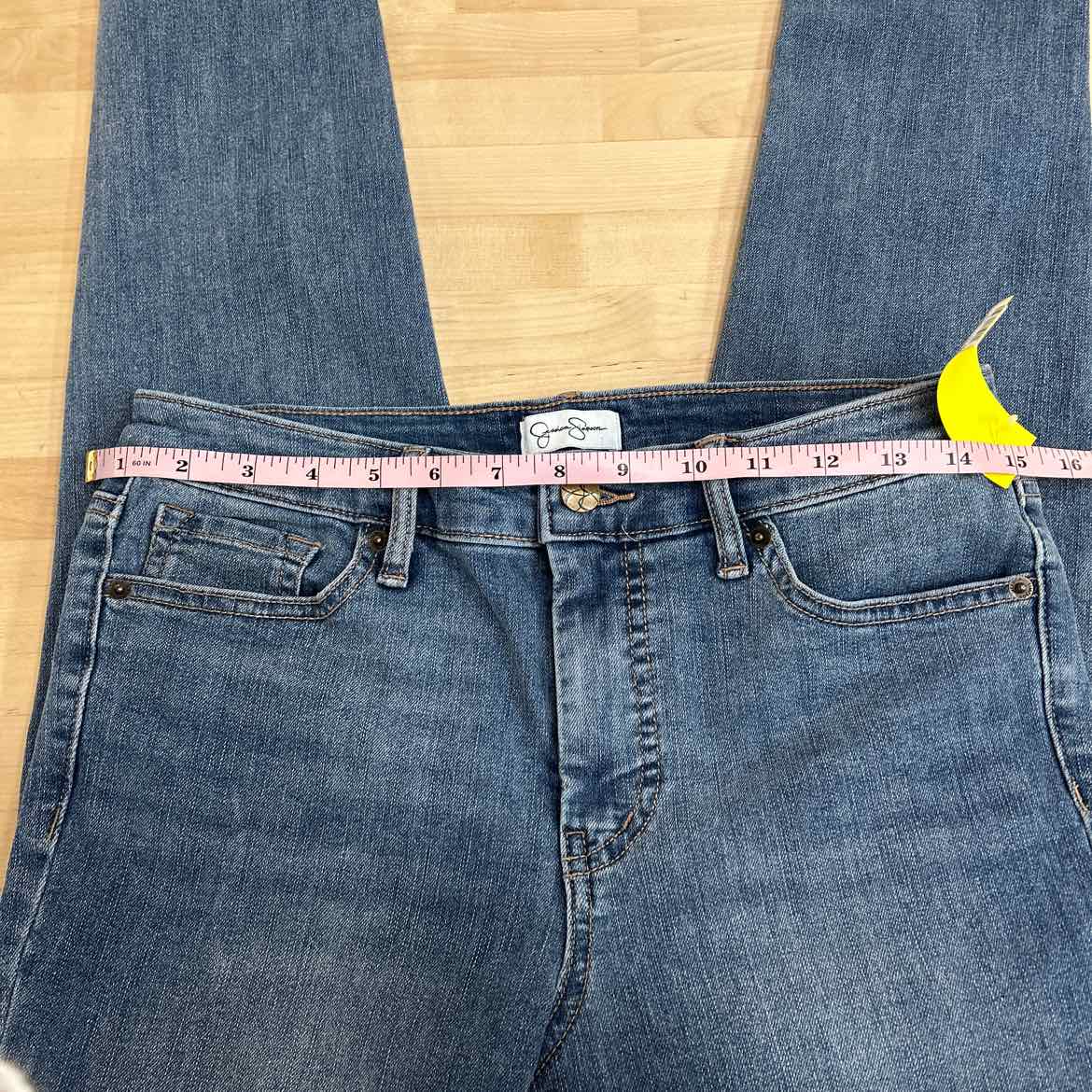 Jessica Simpson Size 9 Blue Denim Preloved Jeans