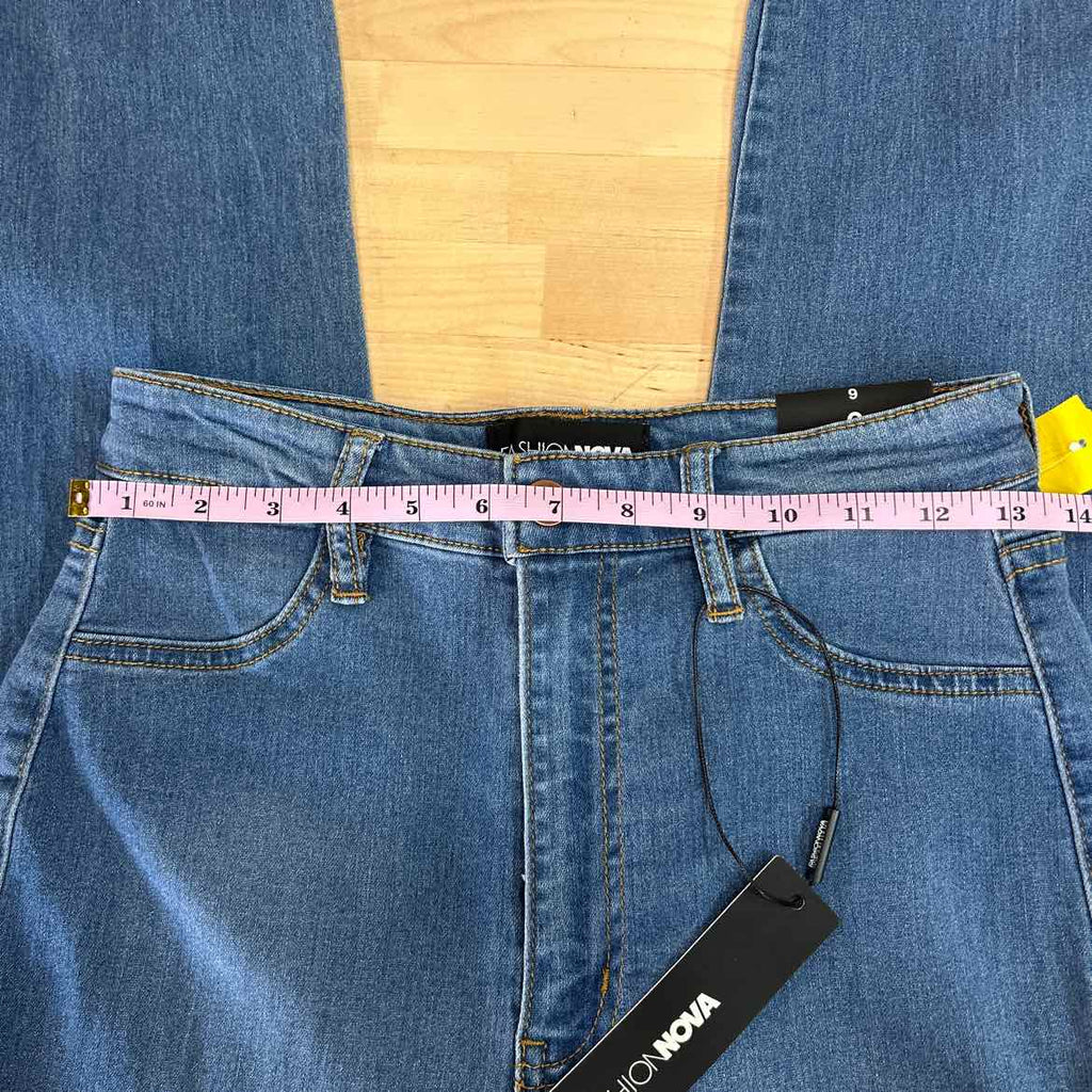 Fashionova Size 9 Blue Denim Preloved Jeans