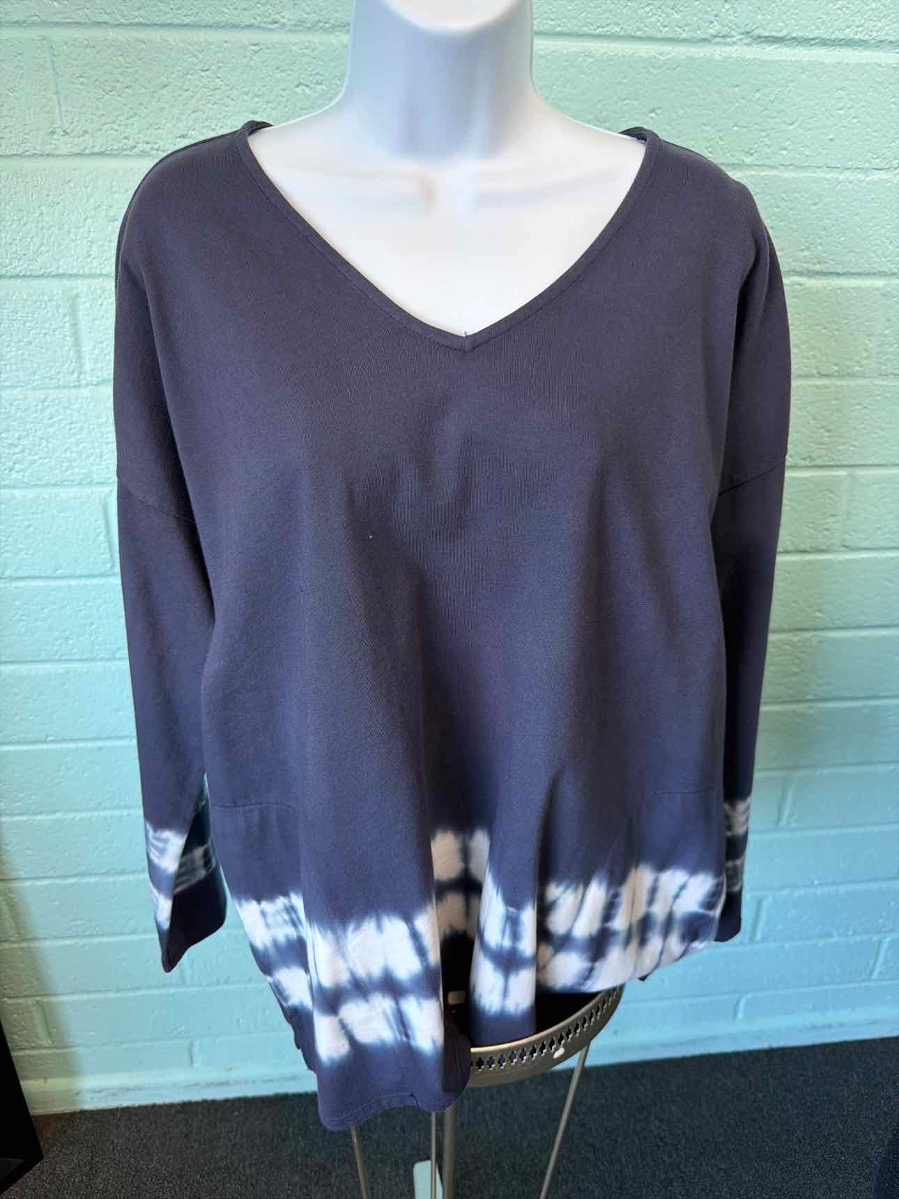 Size M Blue Longsleeve