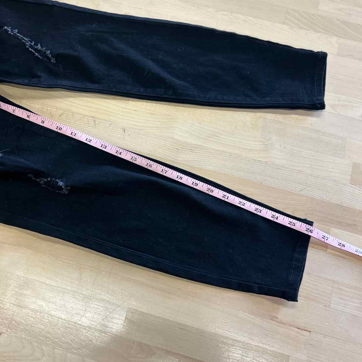 Juniors Celebrity Pink Curvy 27in. Hi Rise Denim Jeans