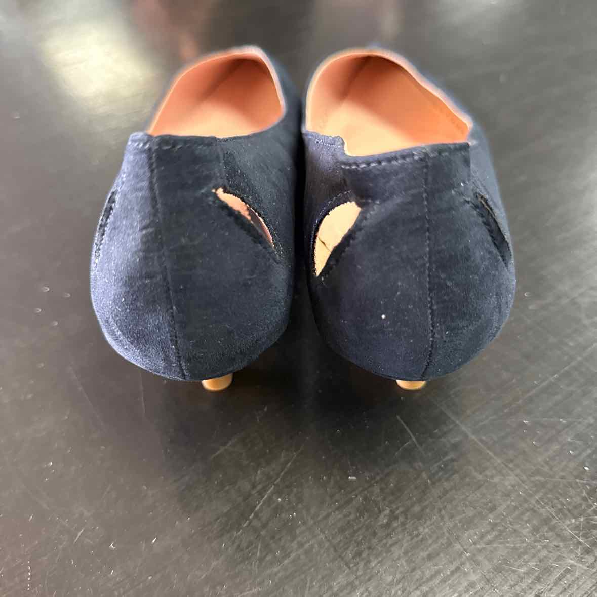 Journee Shoe Size 9 Navy Goldie Kitten Heel
