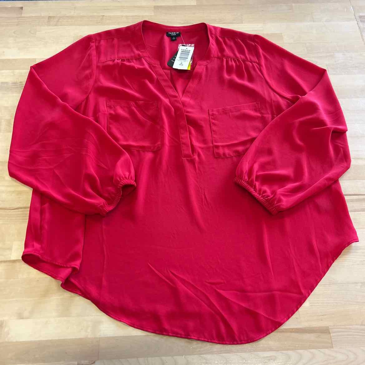 Torrid Size 2 Red Blouse