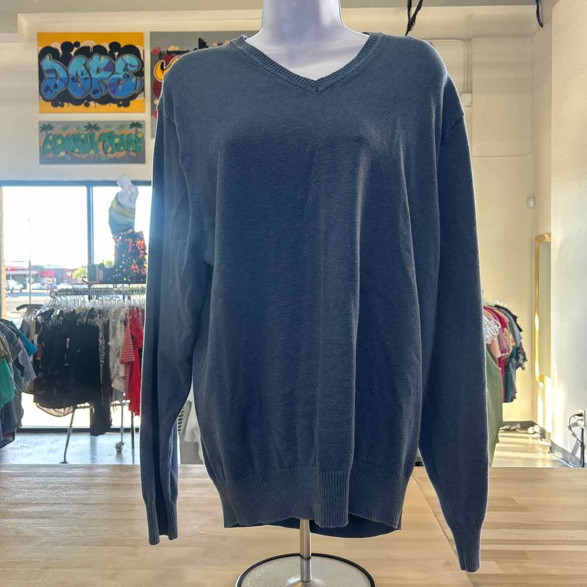 Jos.A.Bank Size L Blue Preloved Sweater