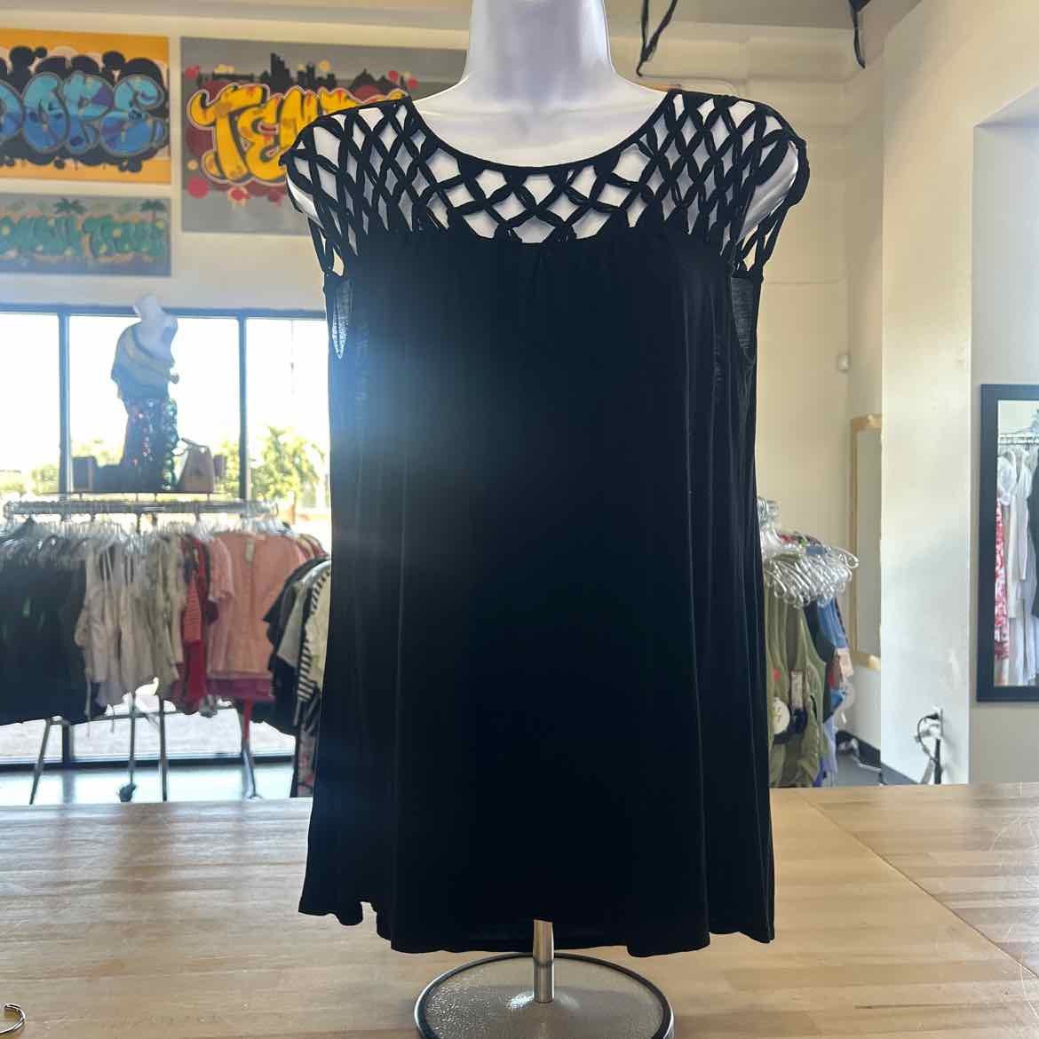 Anthropologie Size XS Black Preloved Blouse SS