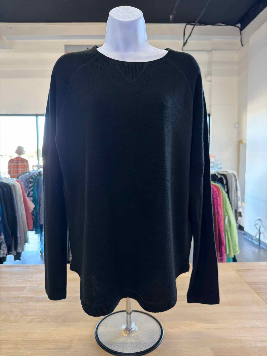 Sweet Romeo Size M Black Sweater
