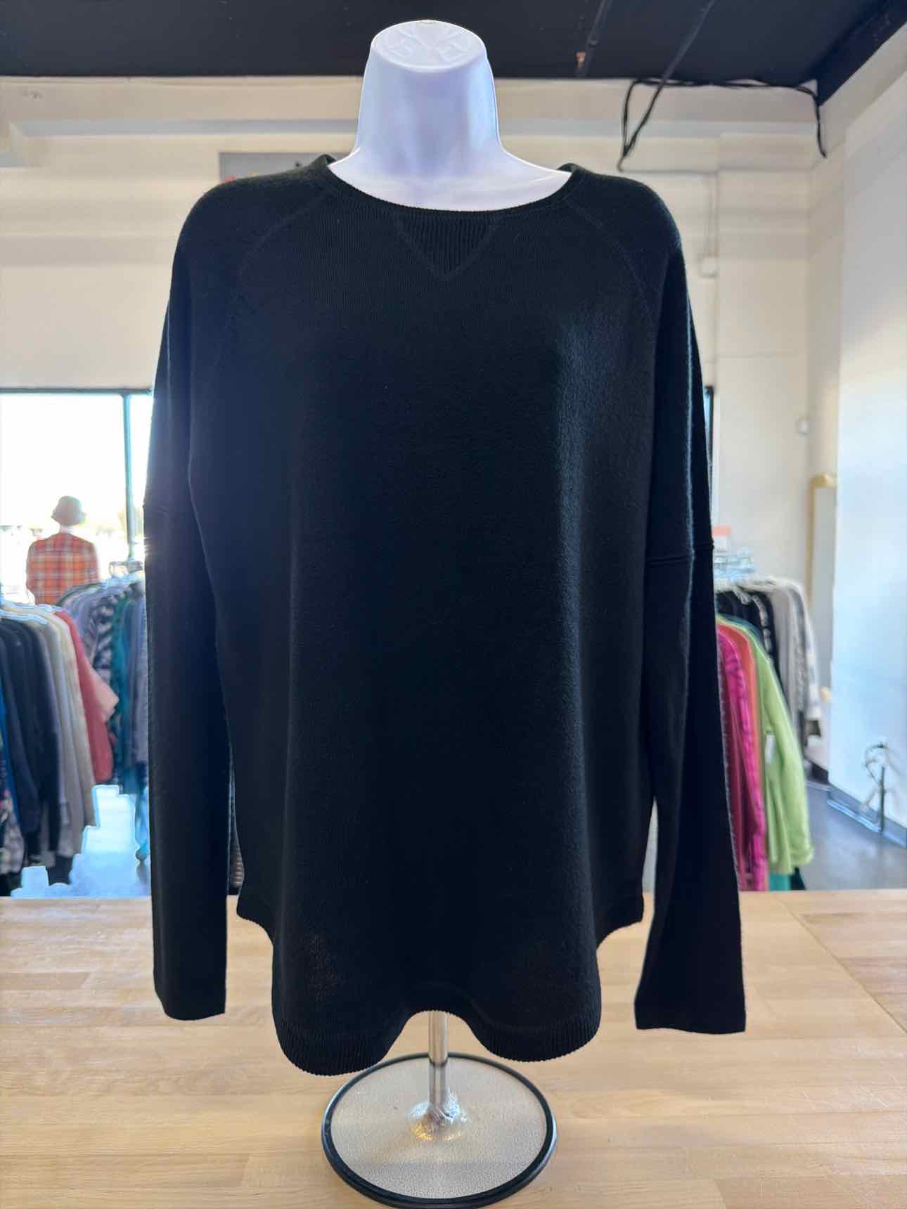 Sweet Romeo Size M Black Sweater