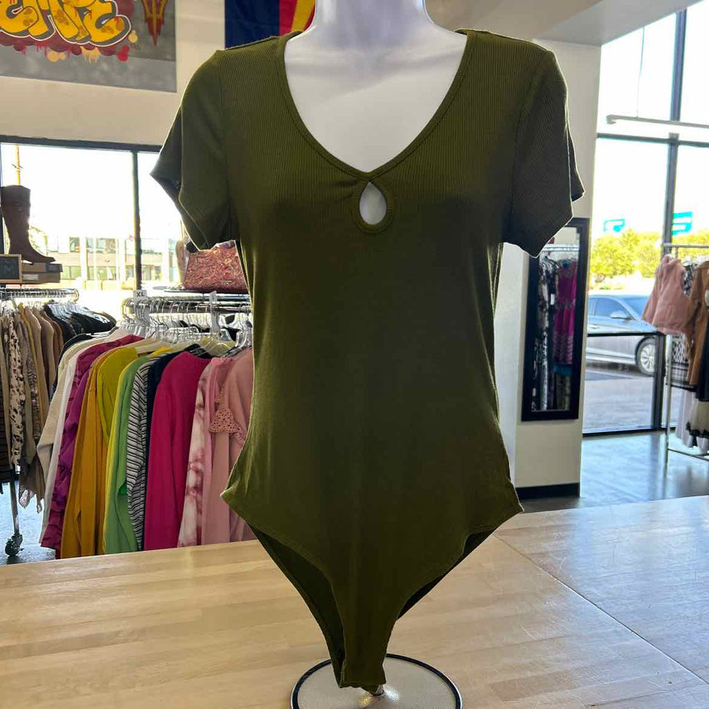 Self Esteem Juniors' Keyhole Ribbed Bodysuit - Sphagnum