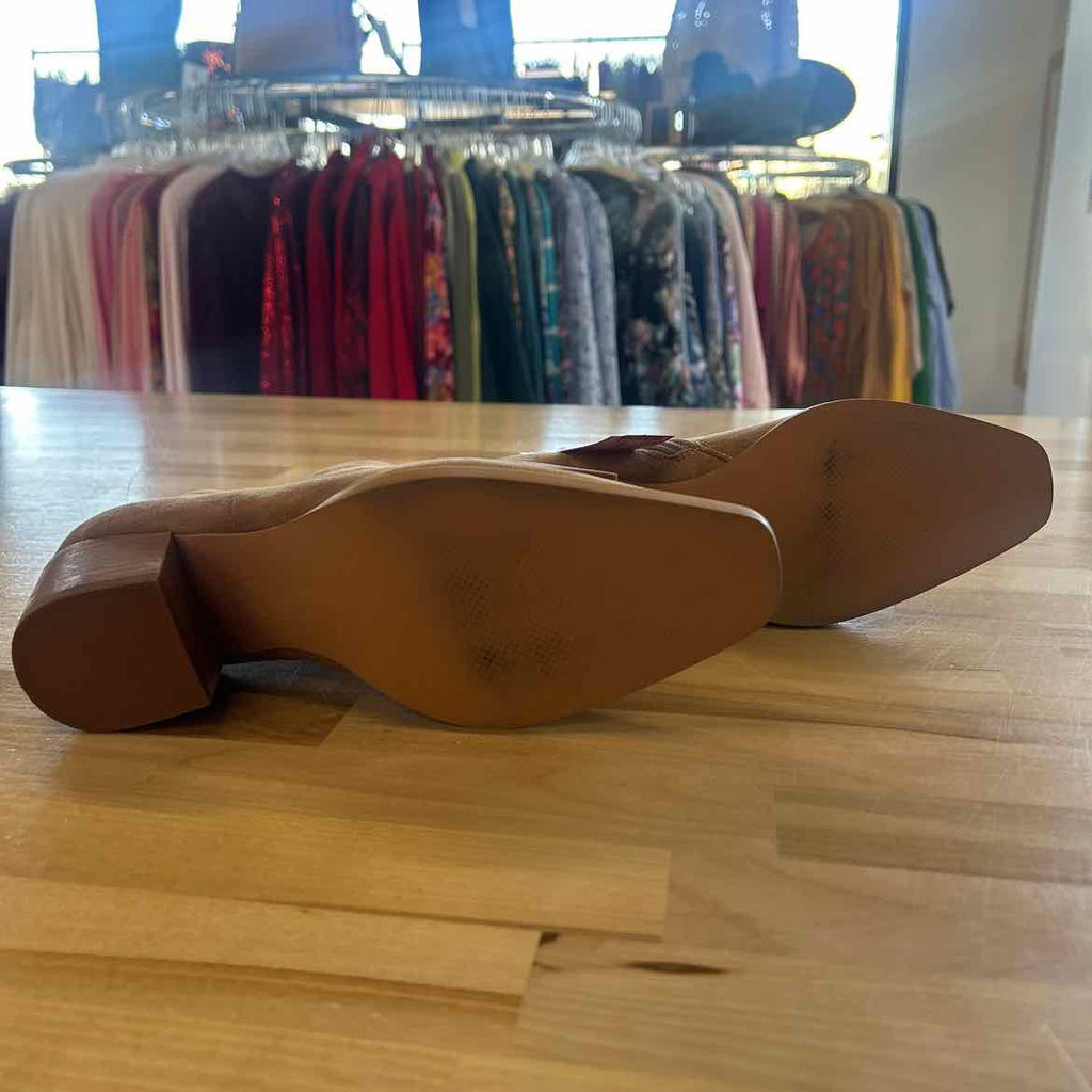Linea Paolo Size 6 Tan Suede Preloved Bootie