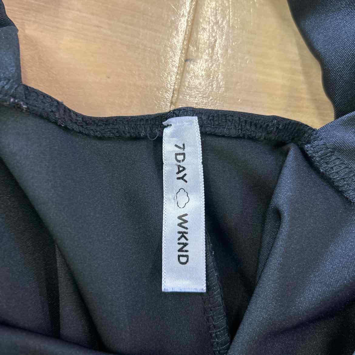 7 Day Weekend Size L Black Preloved Dress