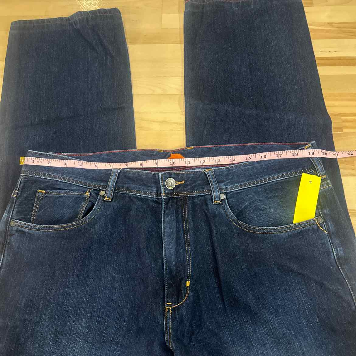 Tommy Bahama Size 38x32 Blue MENS Jeans