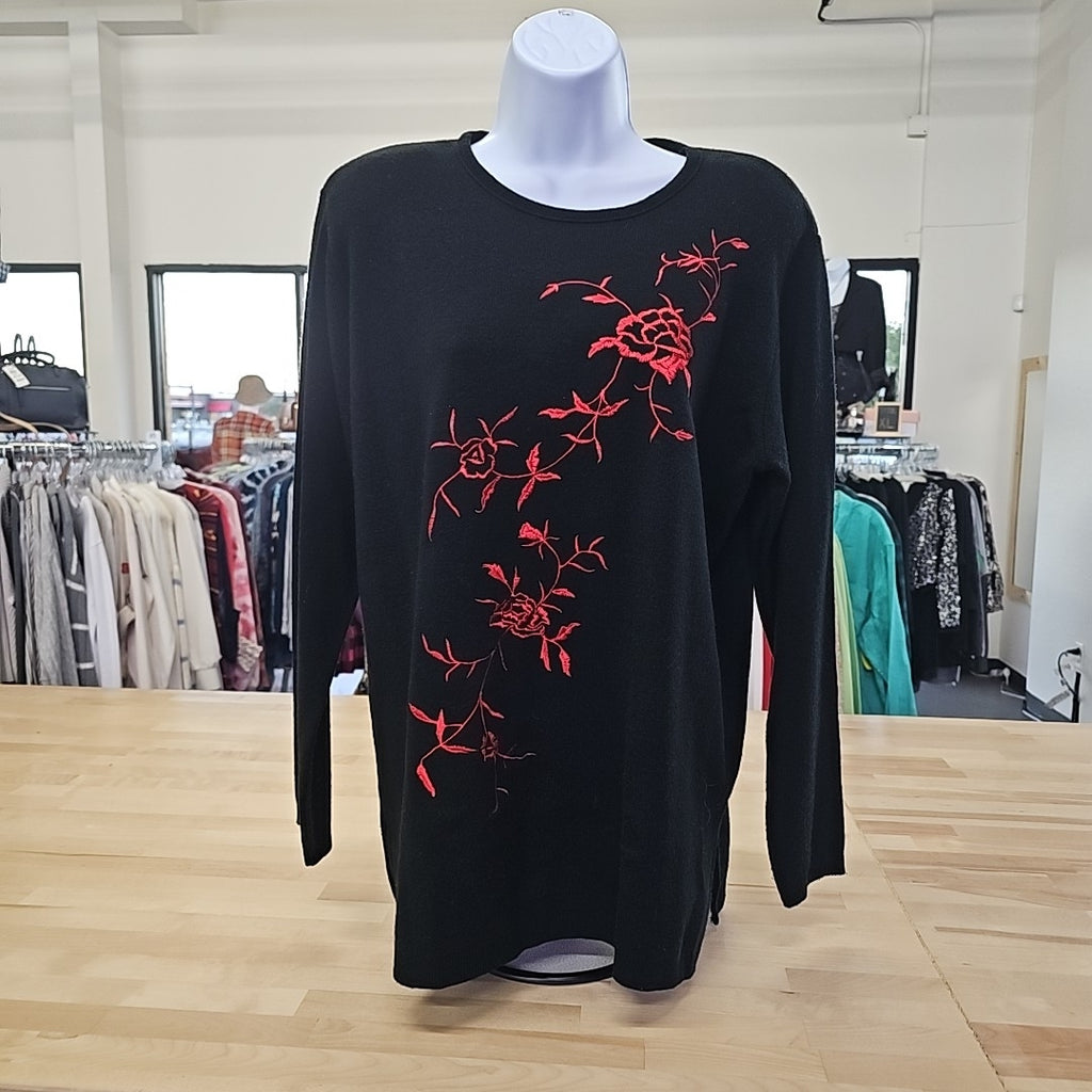 KL Collection Size PM Black Sweater