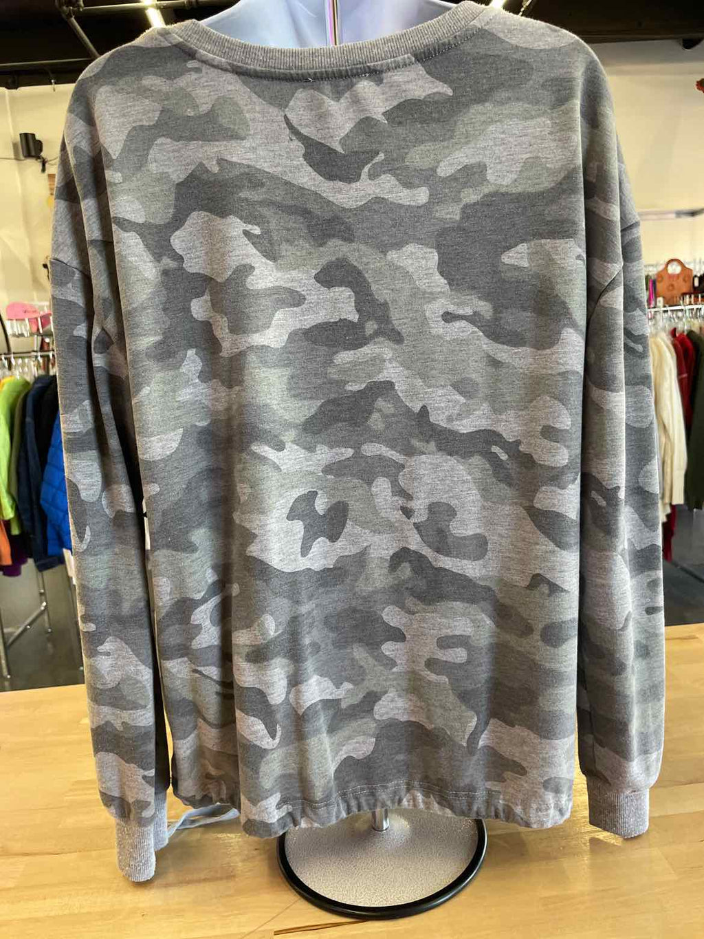 Jane & Delancey Size L Gray Long Sleeve