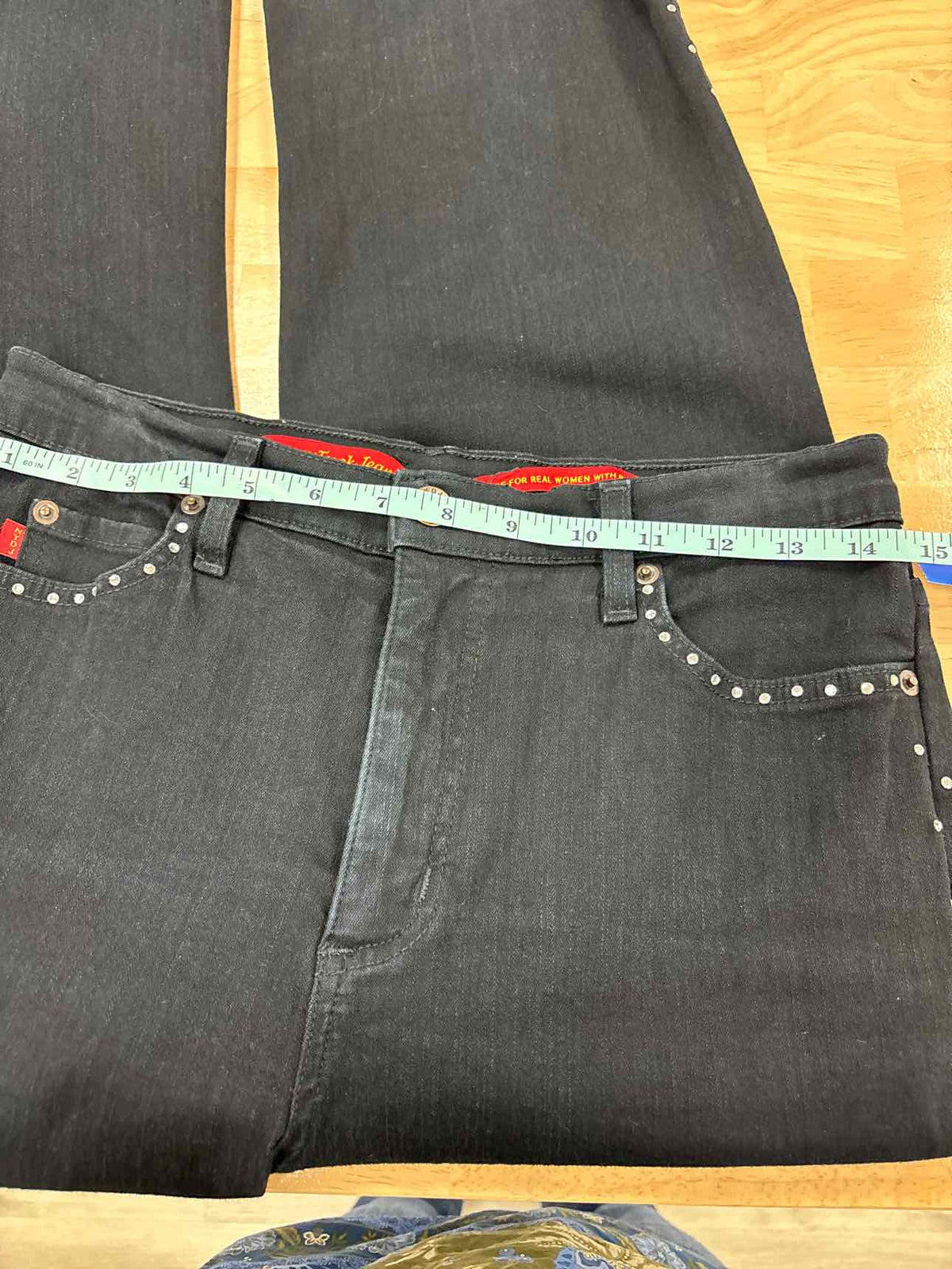 NYDJ Size 10 Black Jeans