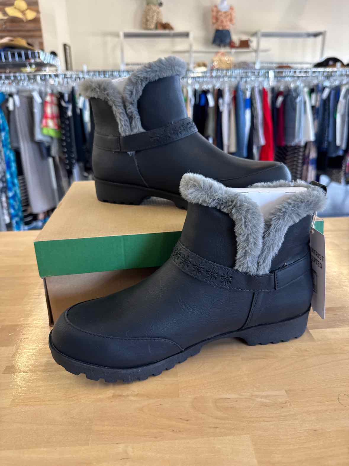 JBU Shoe Size 8.5 Black Bootie