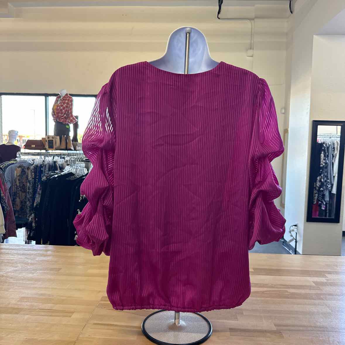 Vince Camuto Size XL Pink Blouse