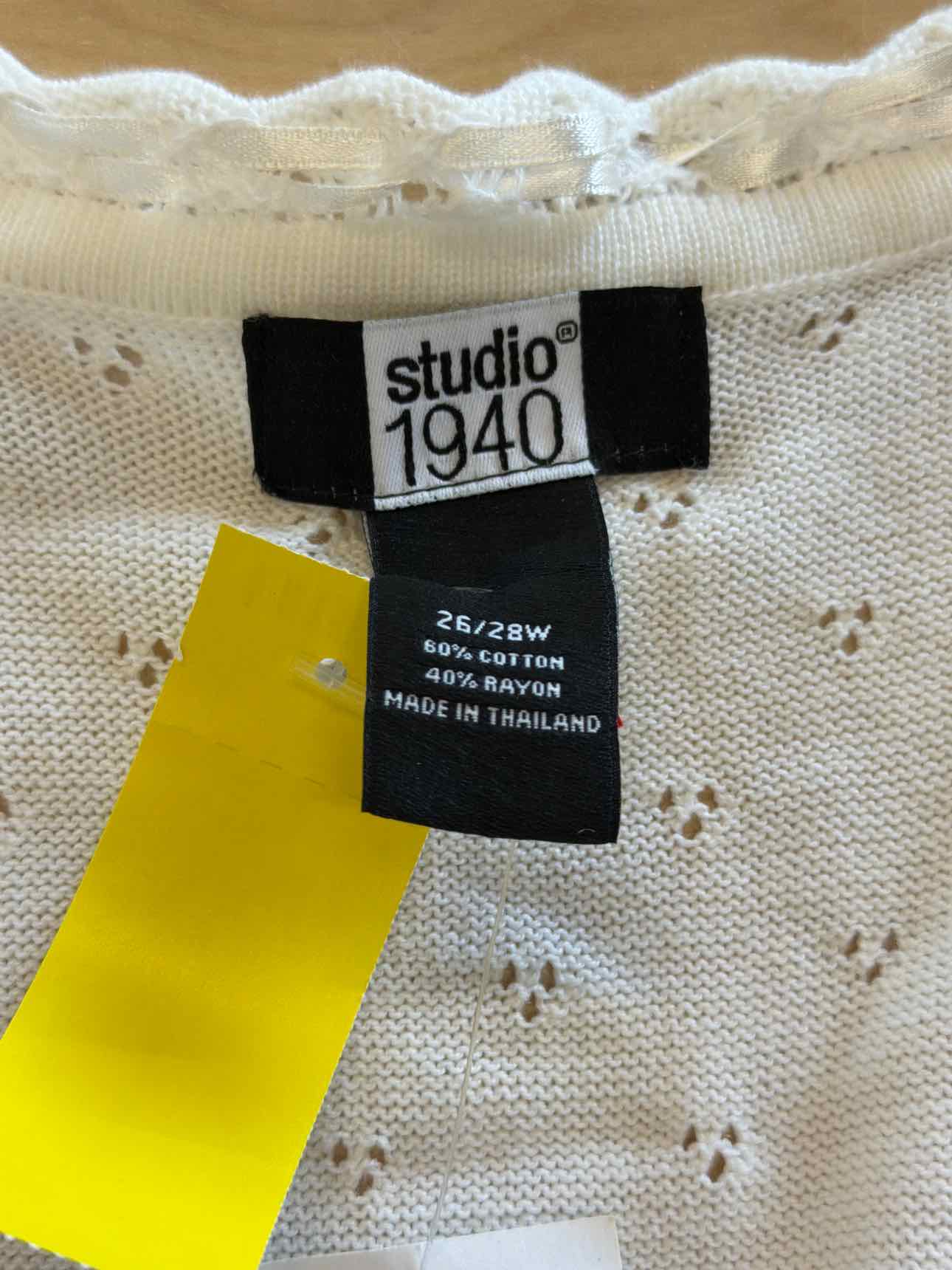 Studio 1940 Size 26/28 White Blouse