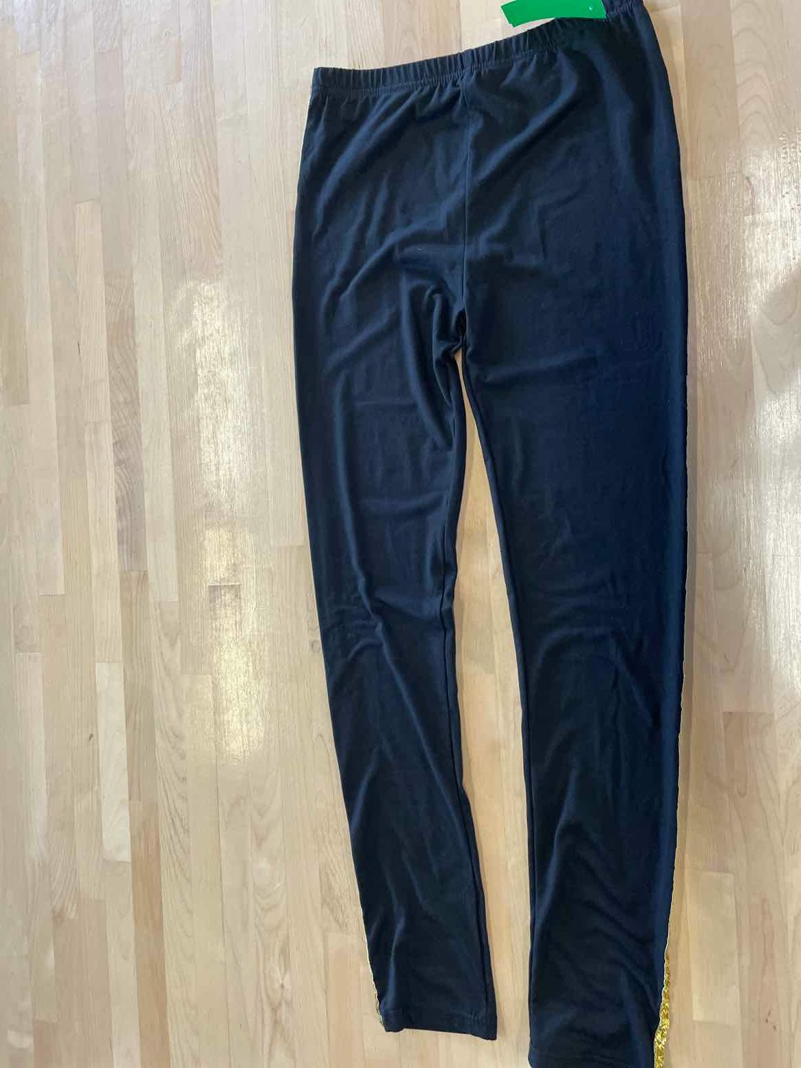 Size OS Black Preloved Leggings