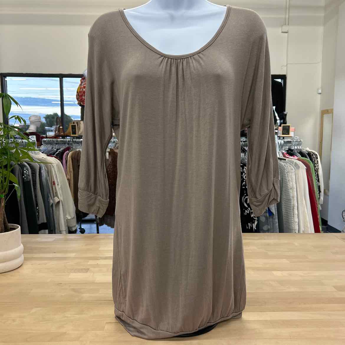 Pink Blush Size L Tan Shirt