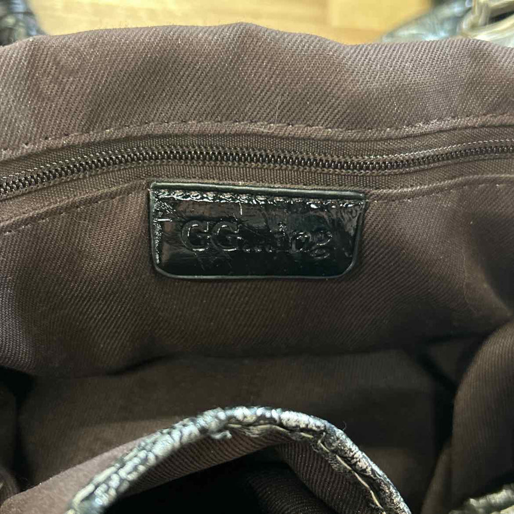 gg...ing Black/Silver Studs Preloved Handbag