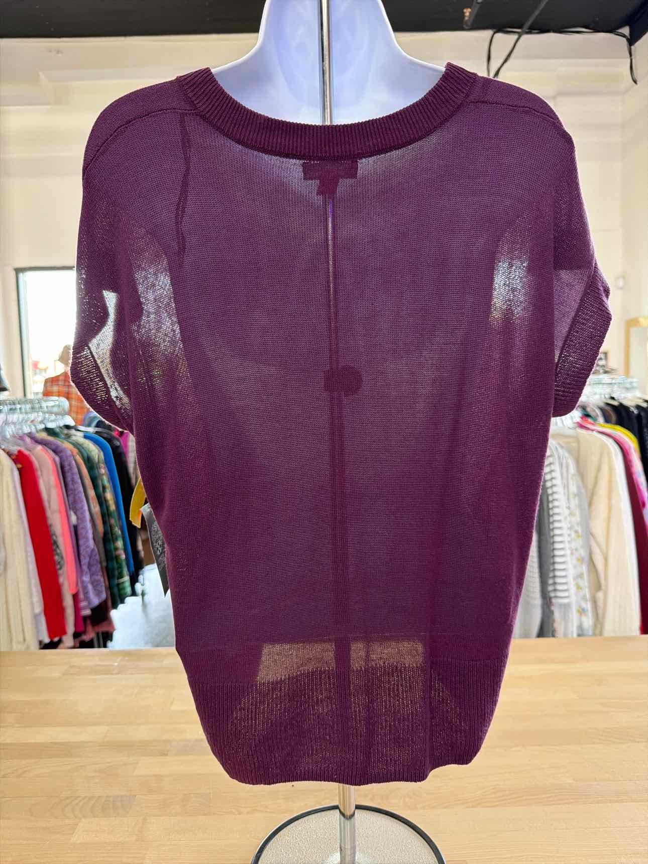 Vince Camuto Size XS Purple Sweater