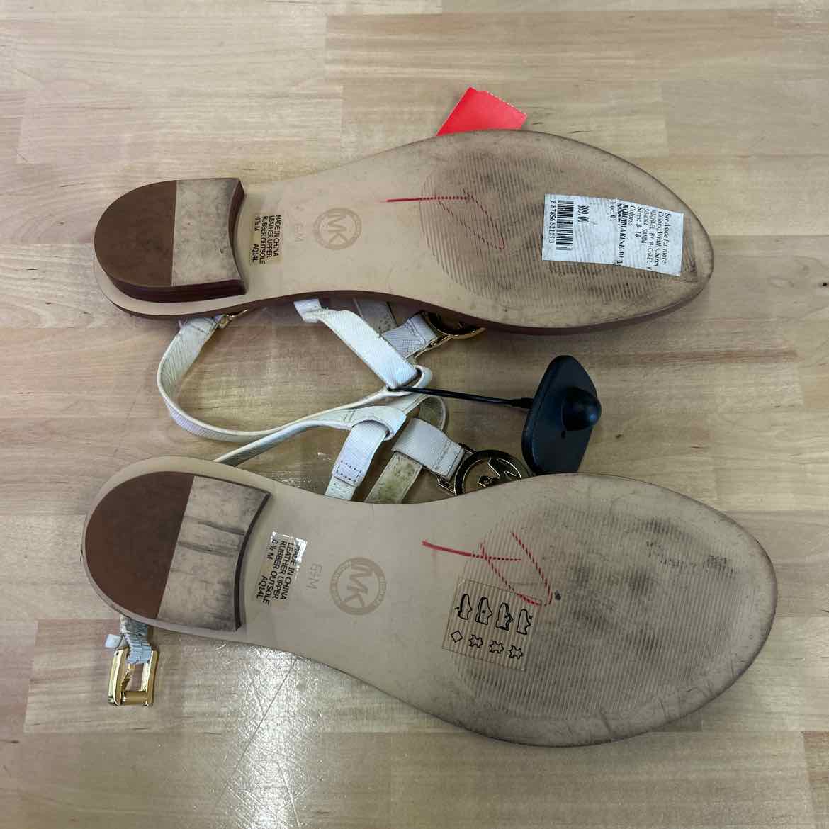 Michael Kors Size 6.5 brown/white Preloved Sandals