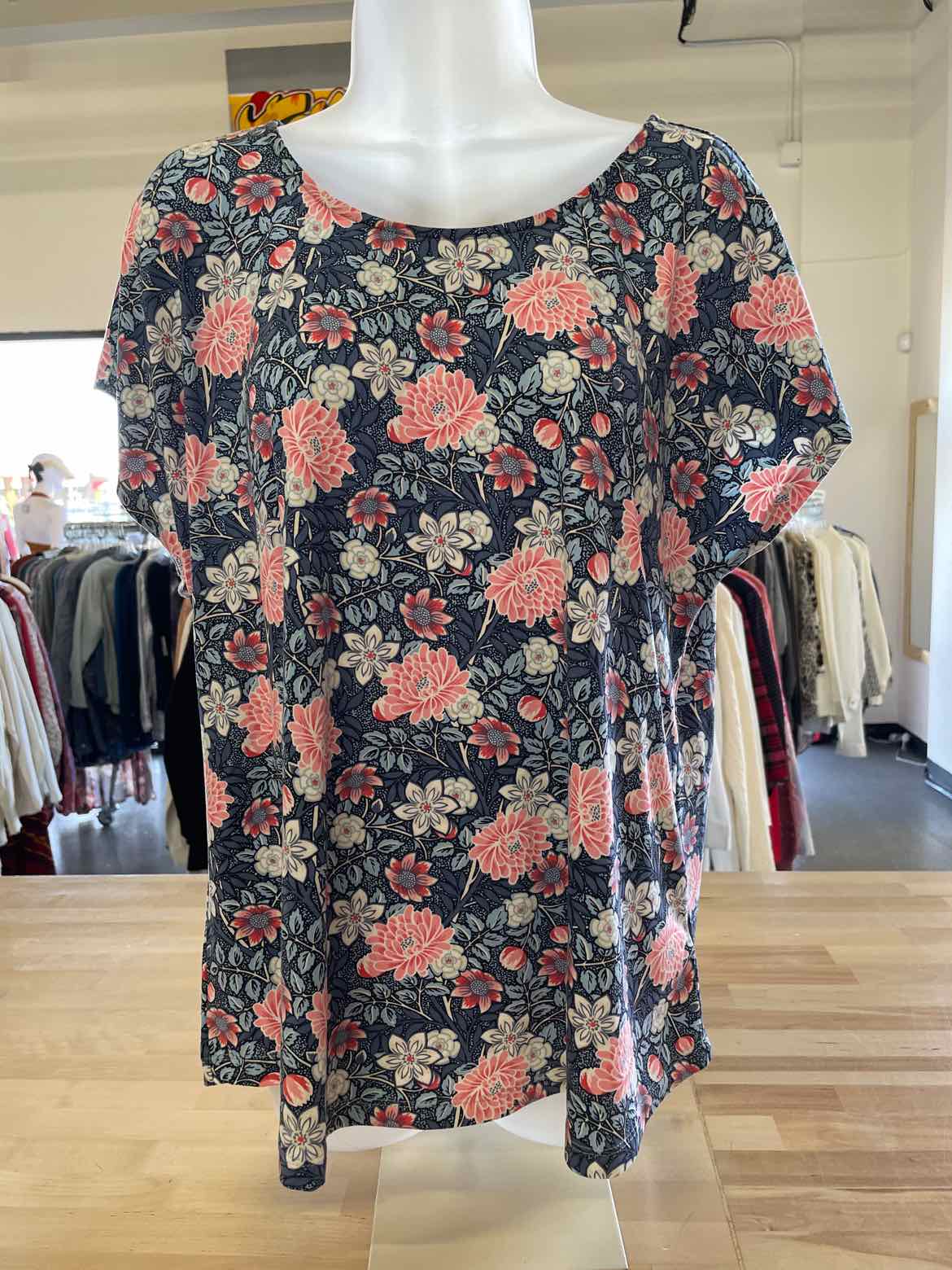 Bobeau Size XXL Blue Blouse