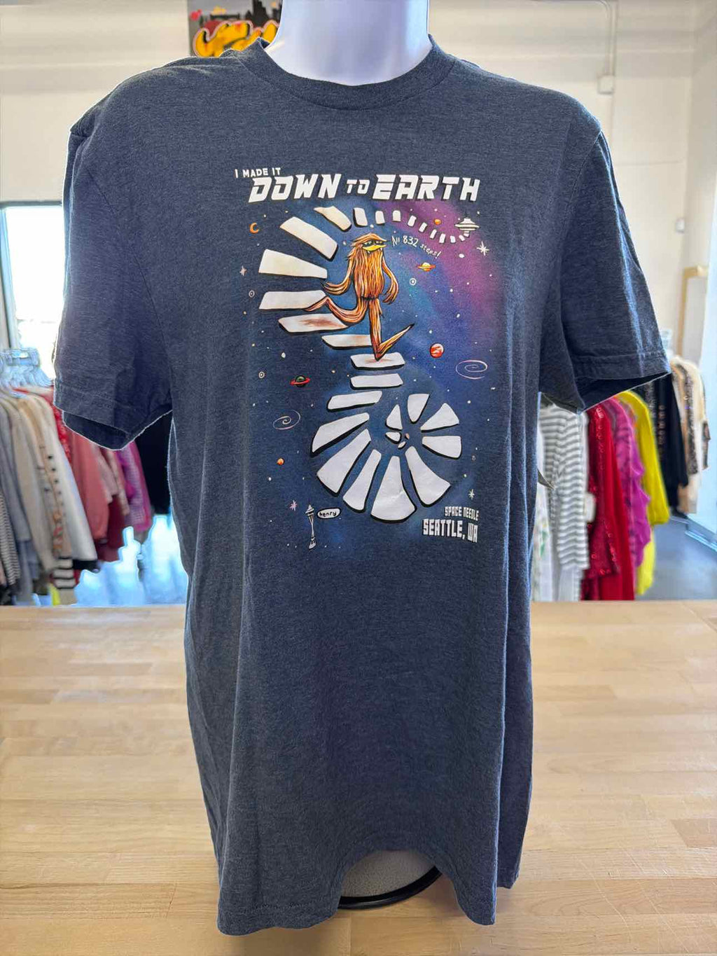 District Size S Blue T-shirt