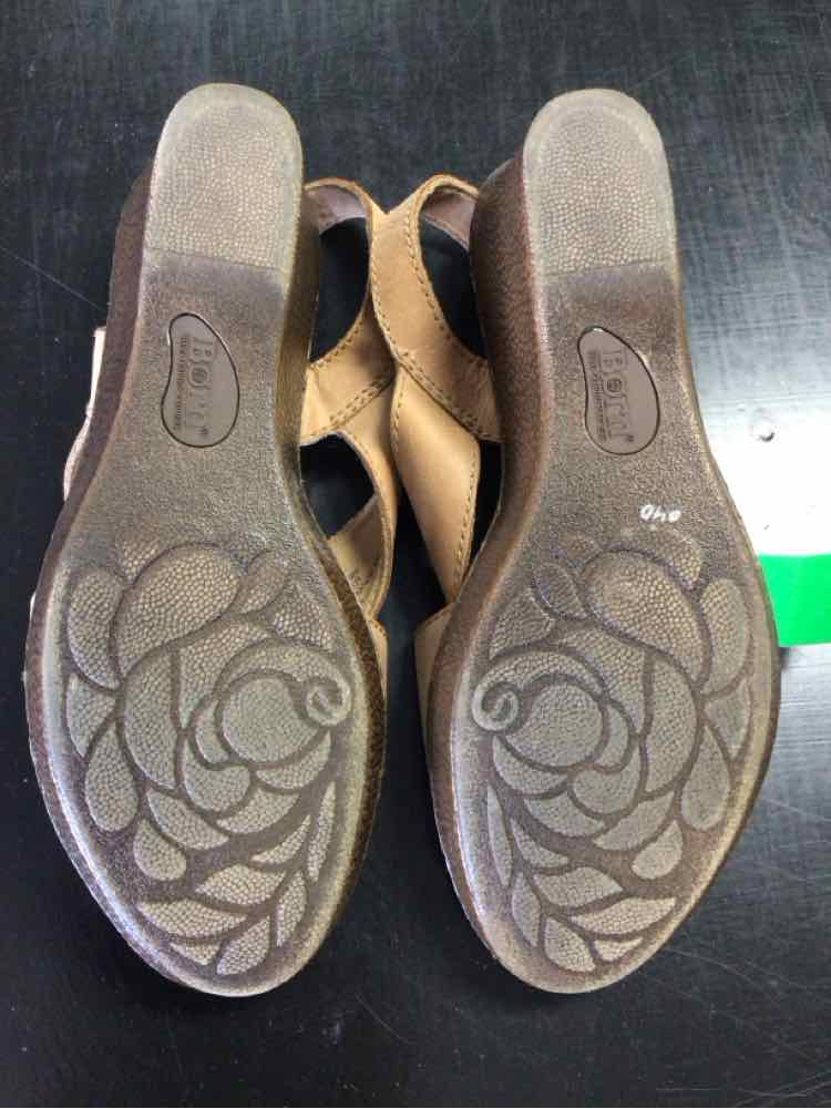 Born Shoe Size 9 Tan Leather Sandals