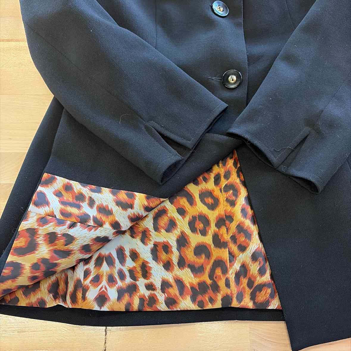 Georgiou Studio Size 2 Black Used Blazer