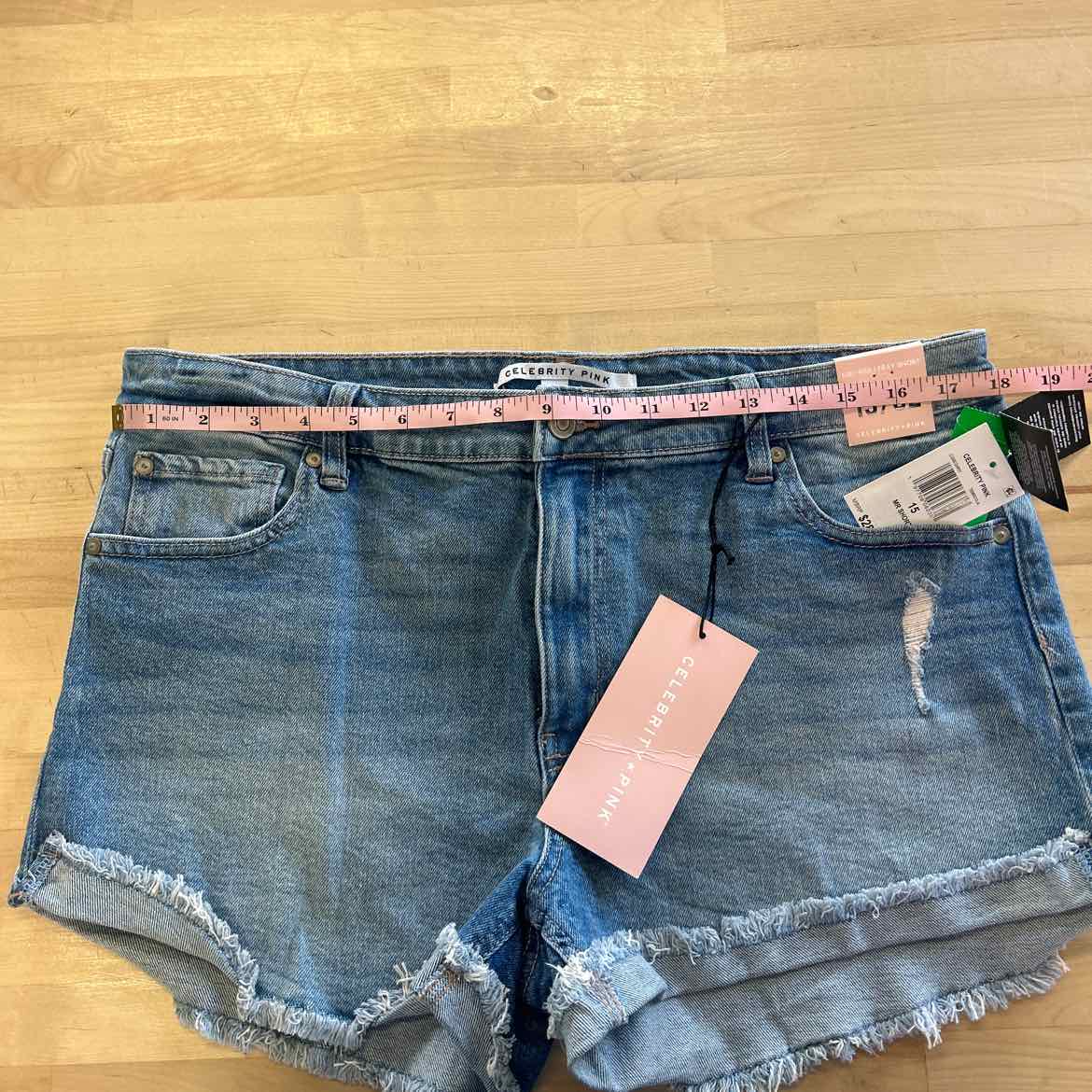 Celebrity Pink Juniors' Mid-Rise Fringe-Cuff Shorts - Temecula - 15