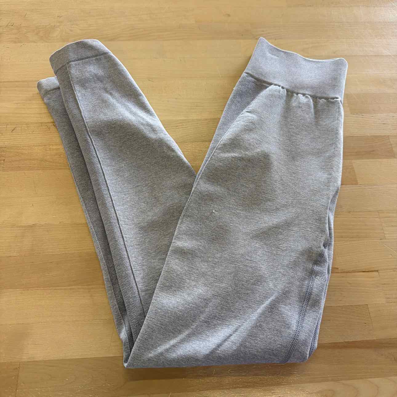 GYMSHARK Size M Grey Preloved Leggings