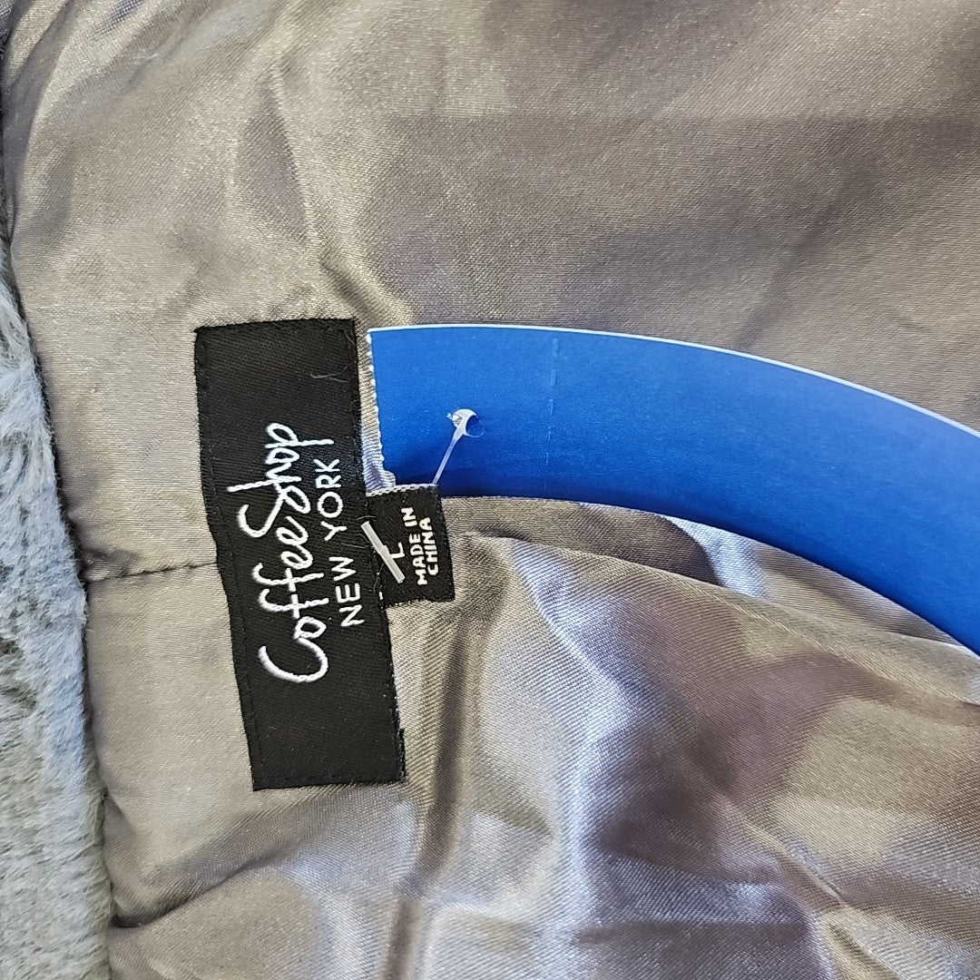 CoffeeShop Size L Gray Sweater