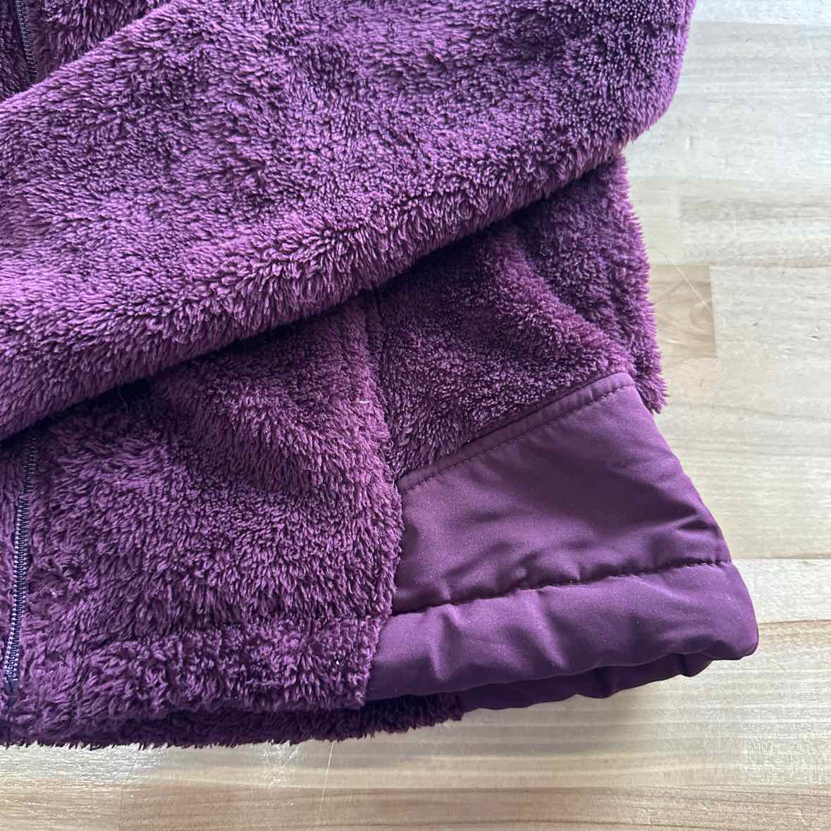 Vertical Design Size S Purple Jacket