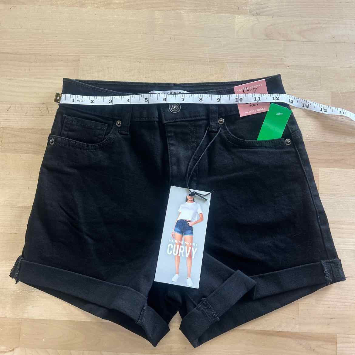 Celebrity Pink Juniors' 4" High-Rise Curvy Denim Shorts - Black - 0